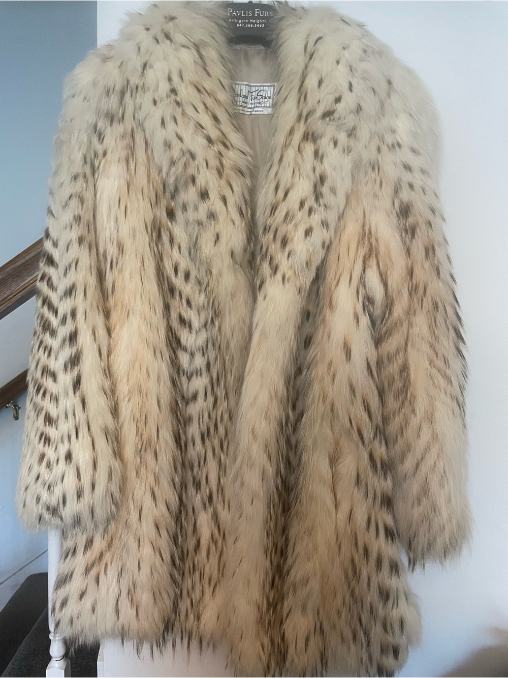 Luxurious Ivory Fox Fur Coat